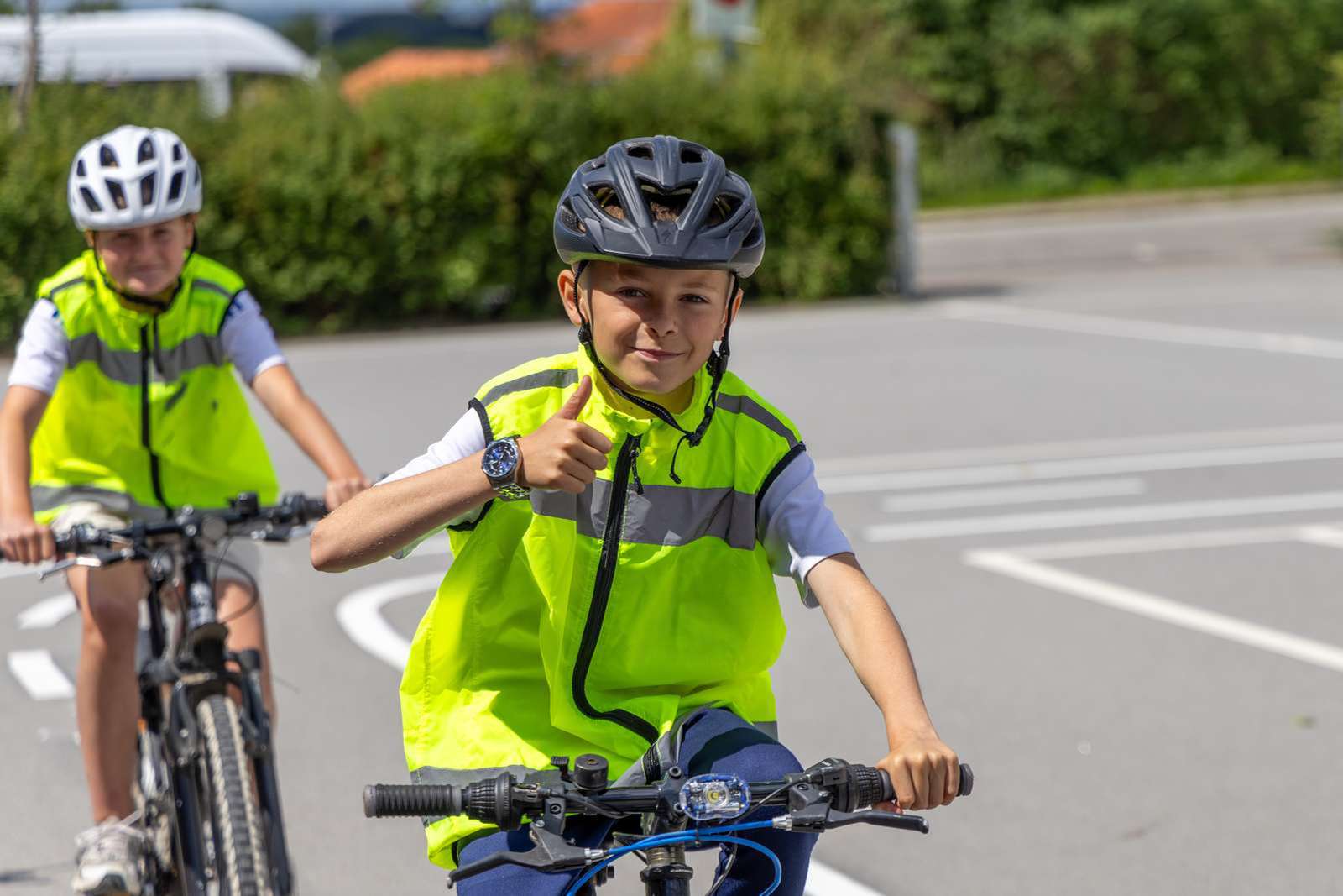 Børn der cykler