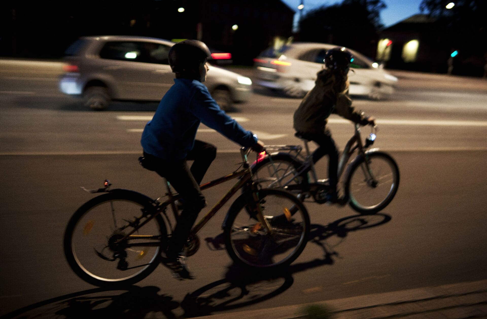Trafiksikre børn med lys og reflekser